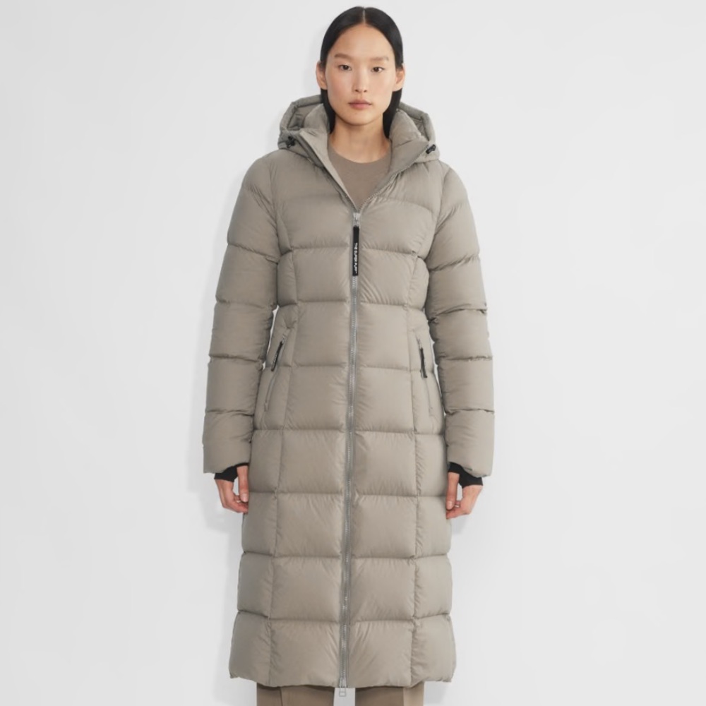 Aritzia Supersnug Puff